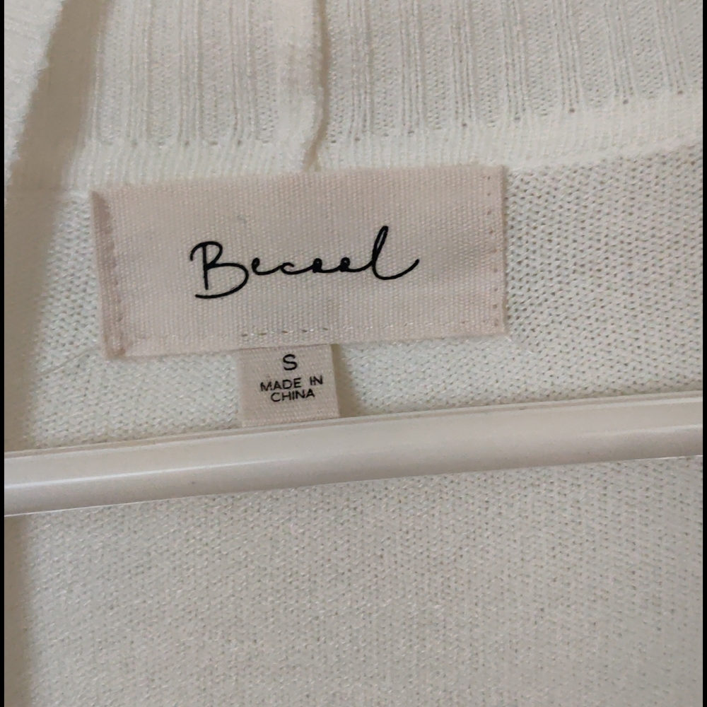 Cardigan - Picture 3 of 3